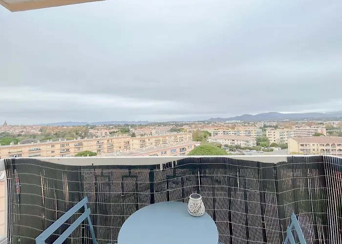 Apartmán Charmant Studio Boheme Vue Sur Frejus Et Montagnes Fréjus