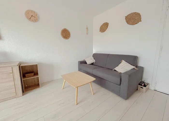Charmant Studio Boheme Vue Sur Frejus Et Montagnes *